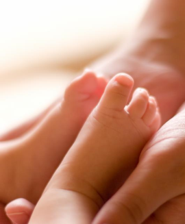 Bebeğinizi Mest Edecek Kelebek Masajı!