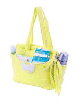 Bebeğinizle Dışarıya Çıkmadan Önce Çanta Hazırlamanın Püf Noktaları