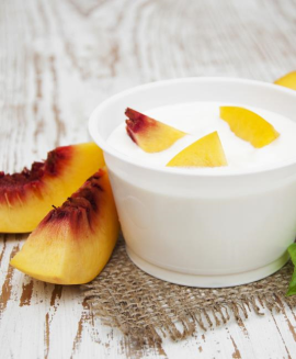 Yoğurtlu Meyve Karışımı