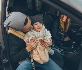 Bebekle Seyahat Ederken Dikkat Etmeniz Gereken 10 Şey