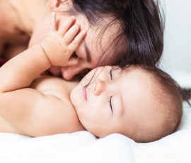 Bize Sonsuz Sevgi ve Emek Veren Annelerimize…