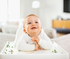 Neden Ek Gıdaya Geçiş İçin Altıncı Aya Kadar Beklemek Önemlidir?