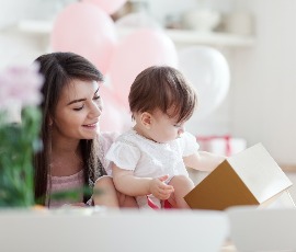 Bebeğinize Evdeki Malzemelerle Yapılacak 5 Oyuncak