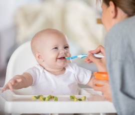 7 Aylık Bebek Beslenmesi Nasıl Olmalı?